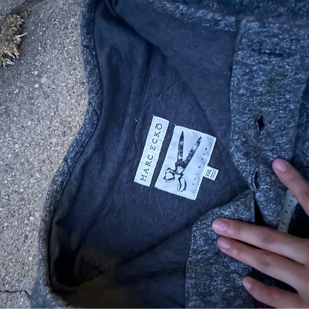 Marc ecko sweater - Picture 2 of 2